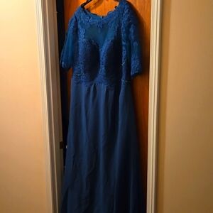 Size Large Formal Dress